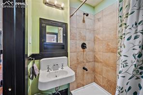 114 Colorado Avenue 116