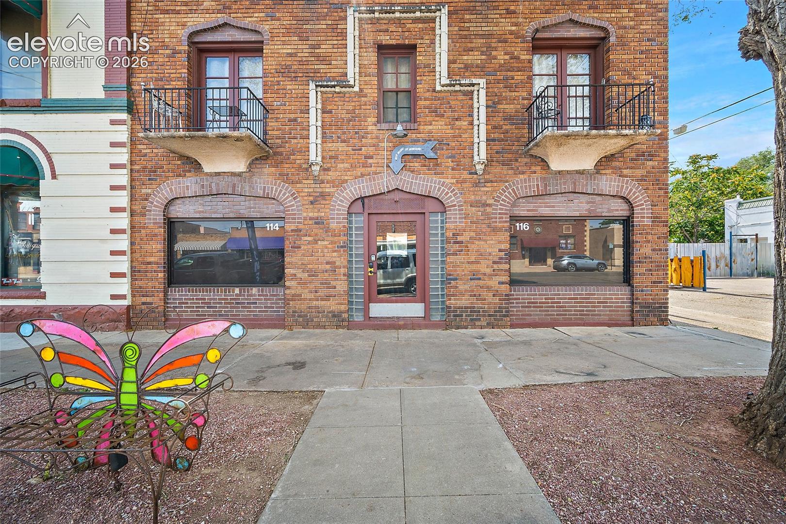 114 Colorado Avenue 116