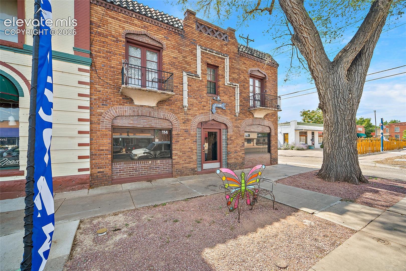114 Colorado Avenue 116
