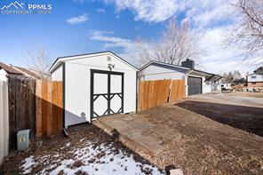 5090 Picturesque Circle