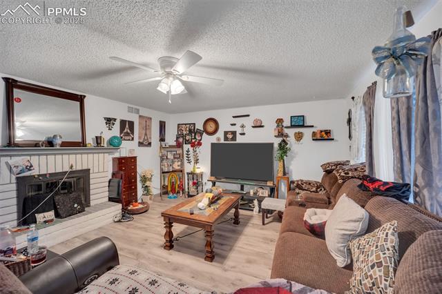 992 S Elbow Drive