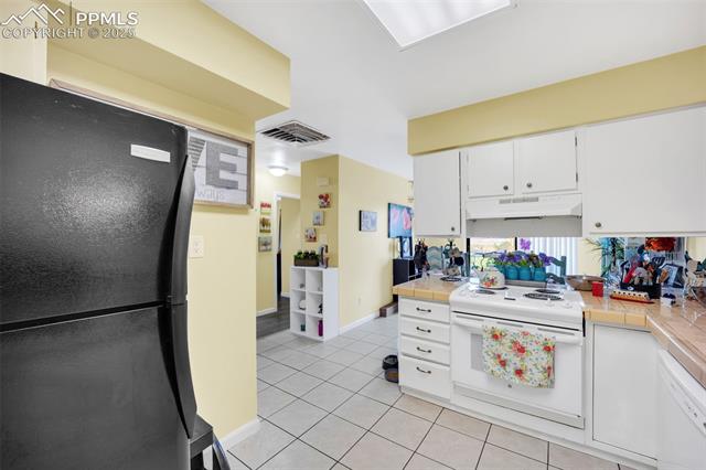 992 S Elbow Drive