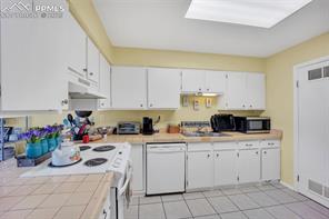 992 S Elbow Drive