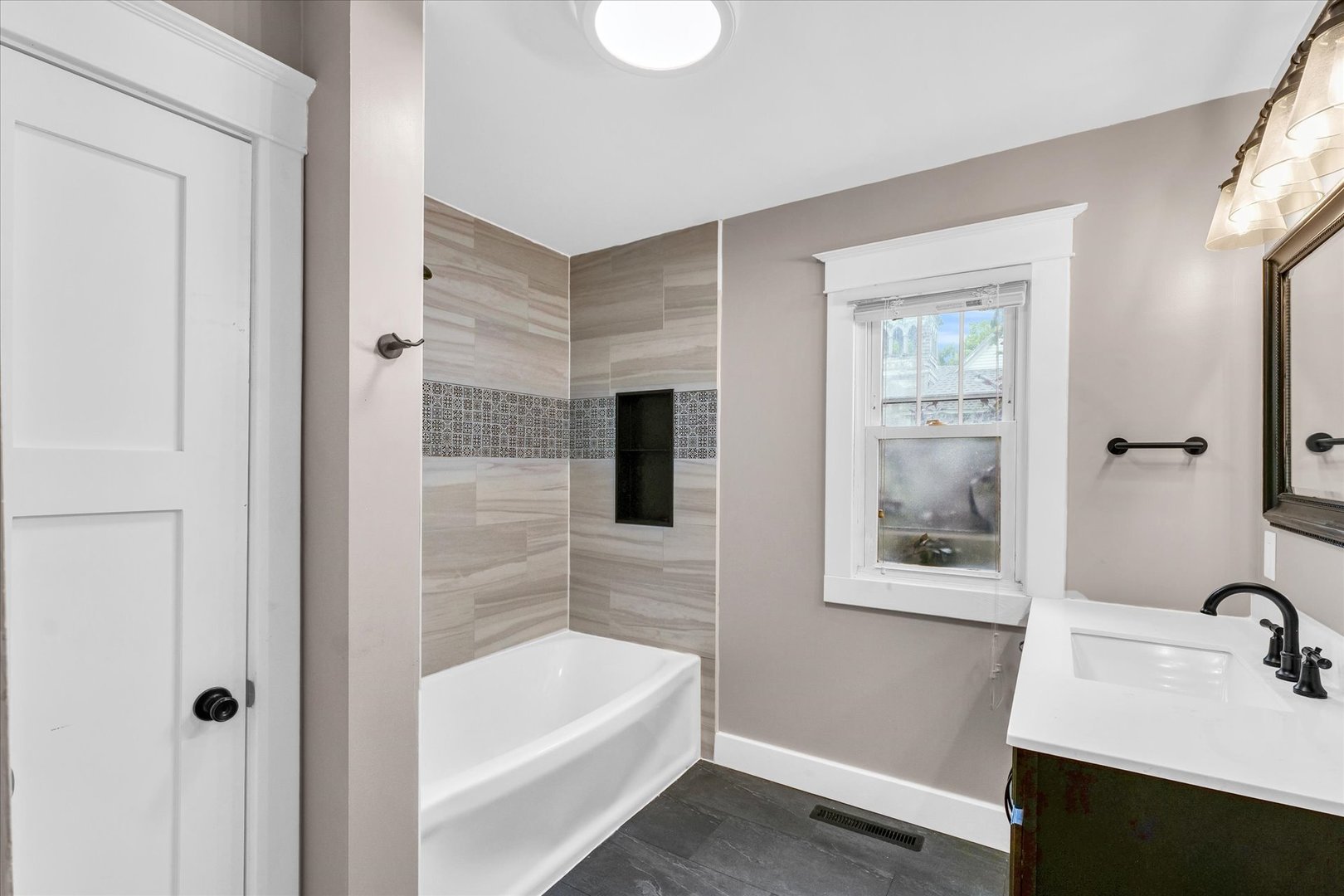 1876 County Road 1600