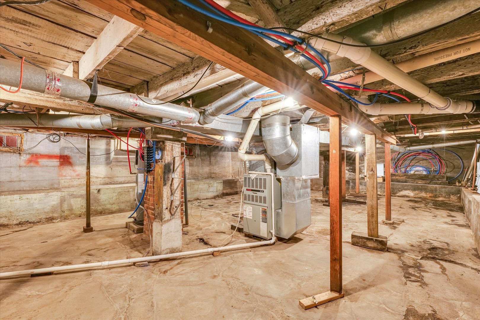 1876 County Road 1600