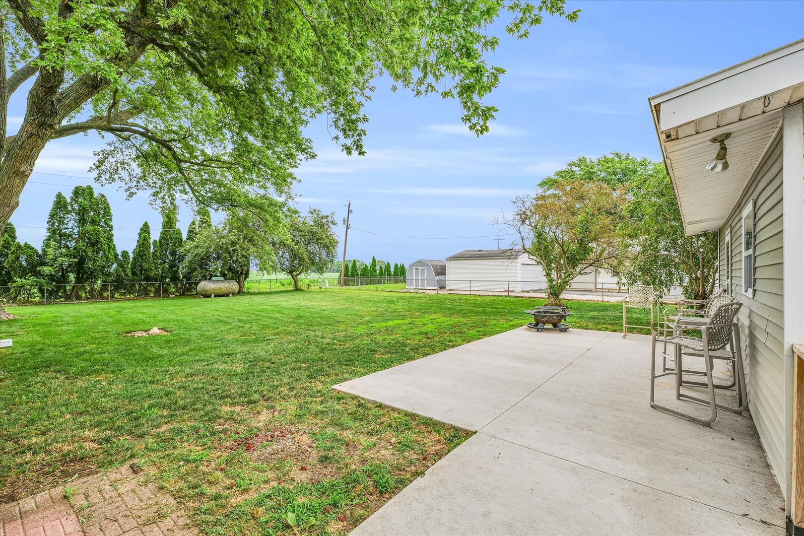 1876 County Road 1600