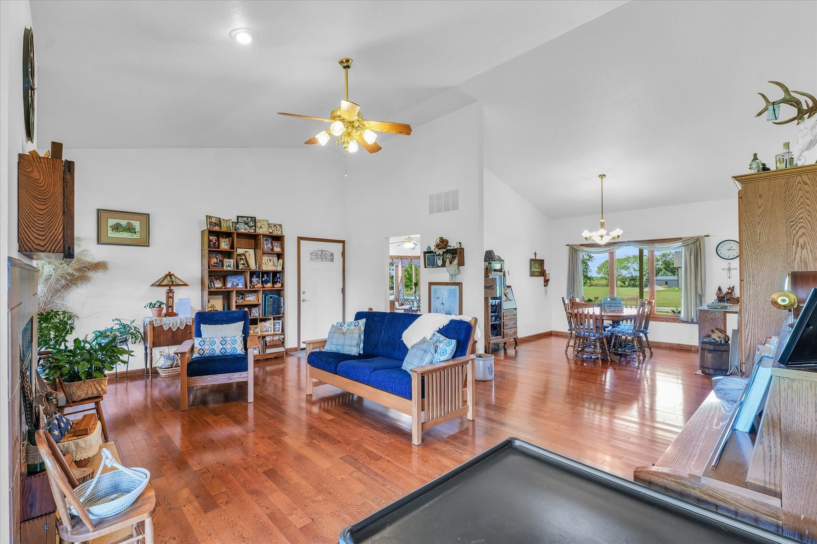 1502 County Road 2350