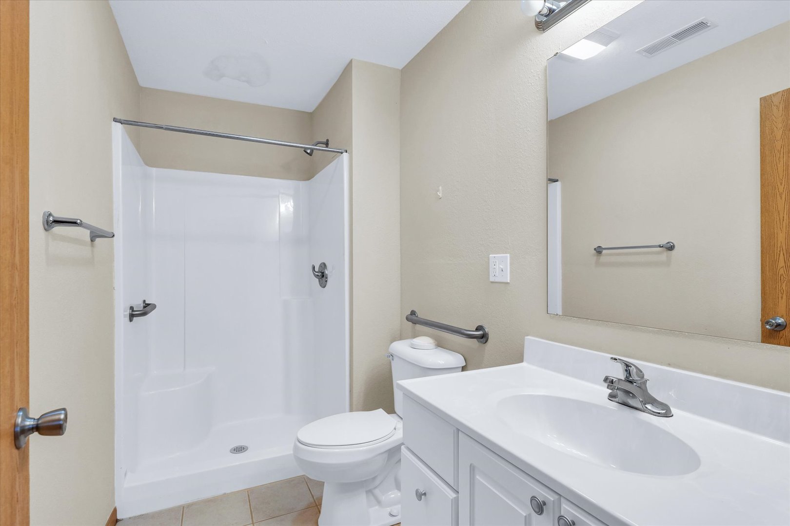 721 BROADMEADOW Street Unit: 103