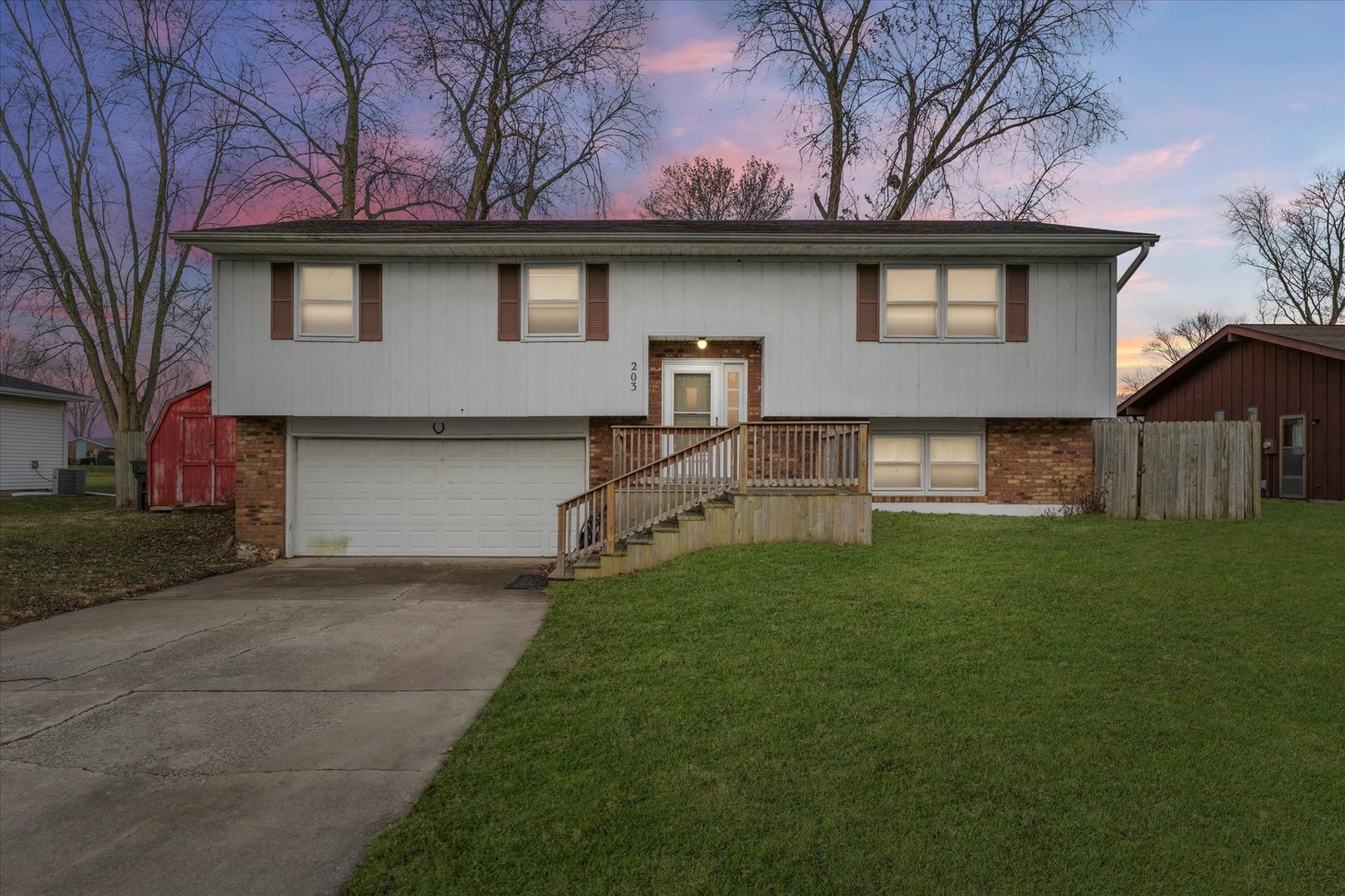 203 Briarcliff Drive E