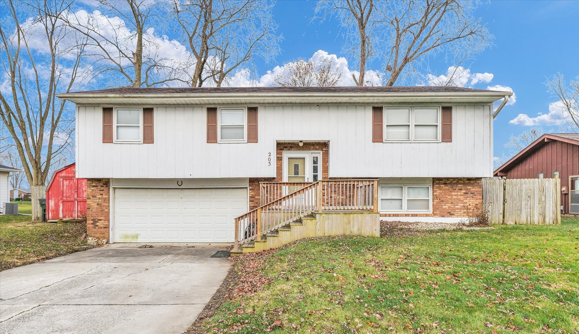 203 Briarcliff Drive E