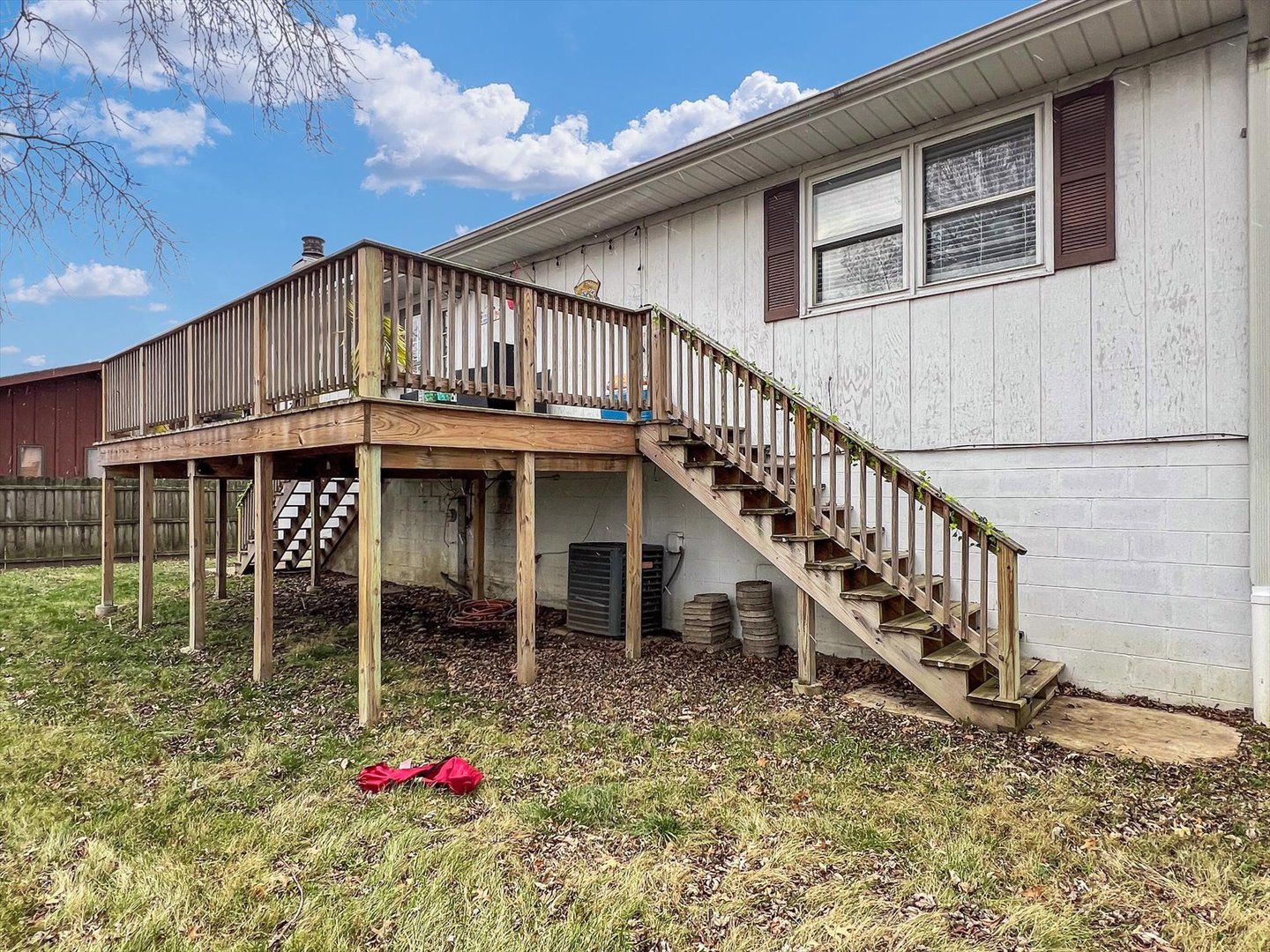 203 Briarcliff Drive E