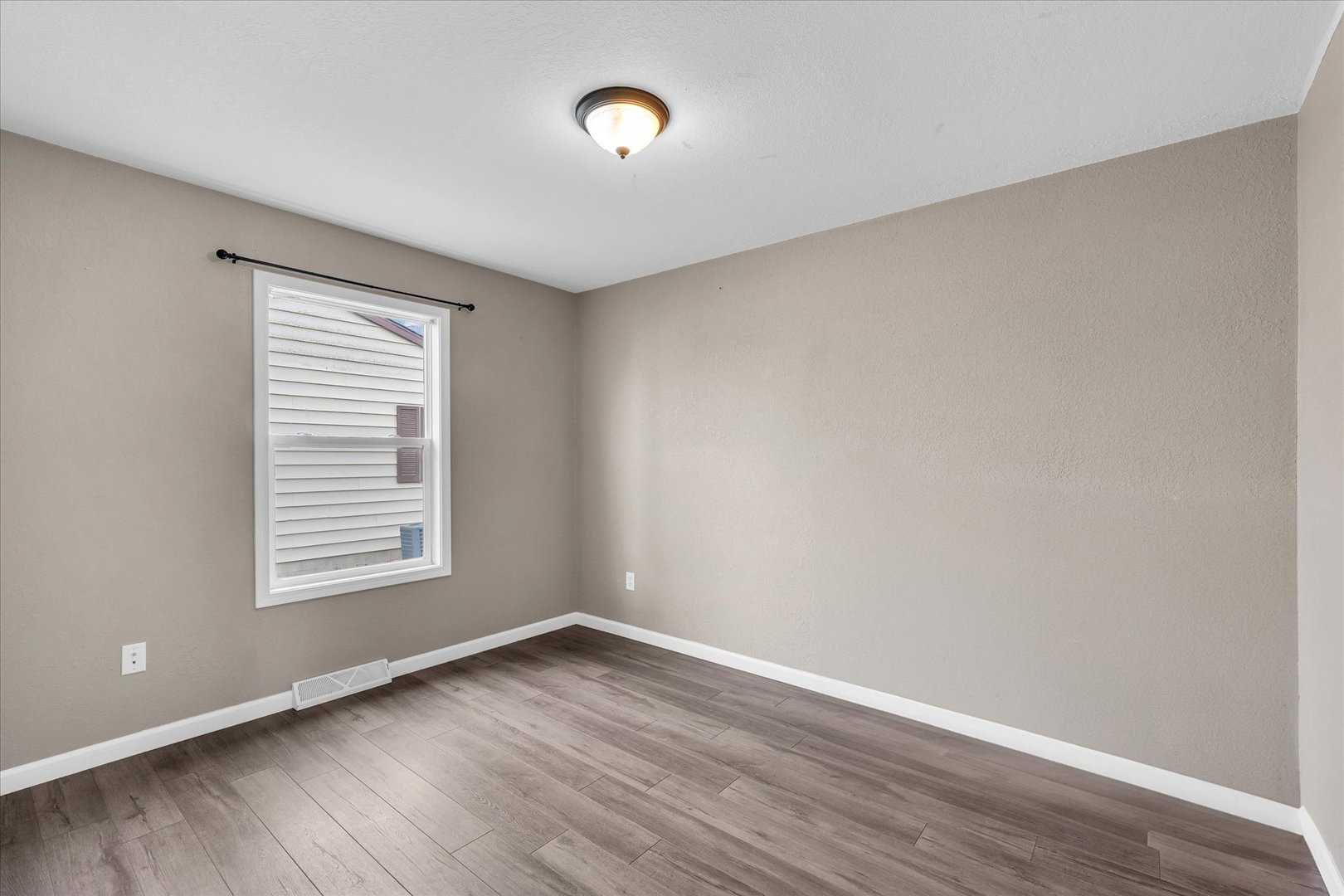 1010 S Washington Street