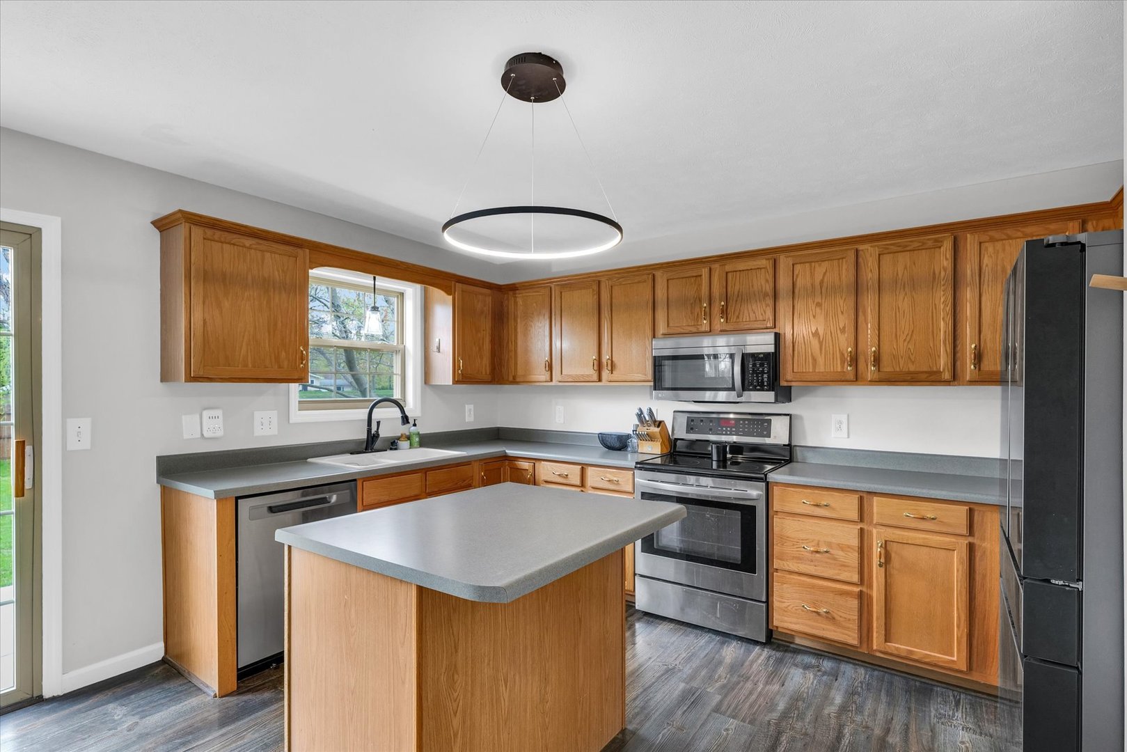 3410 WATERVILLE Court