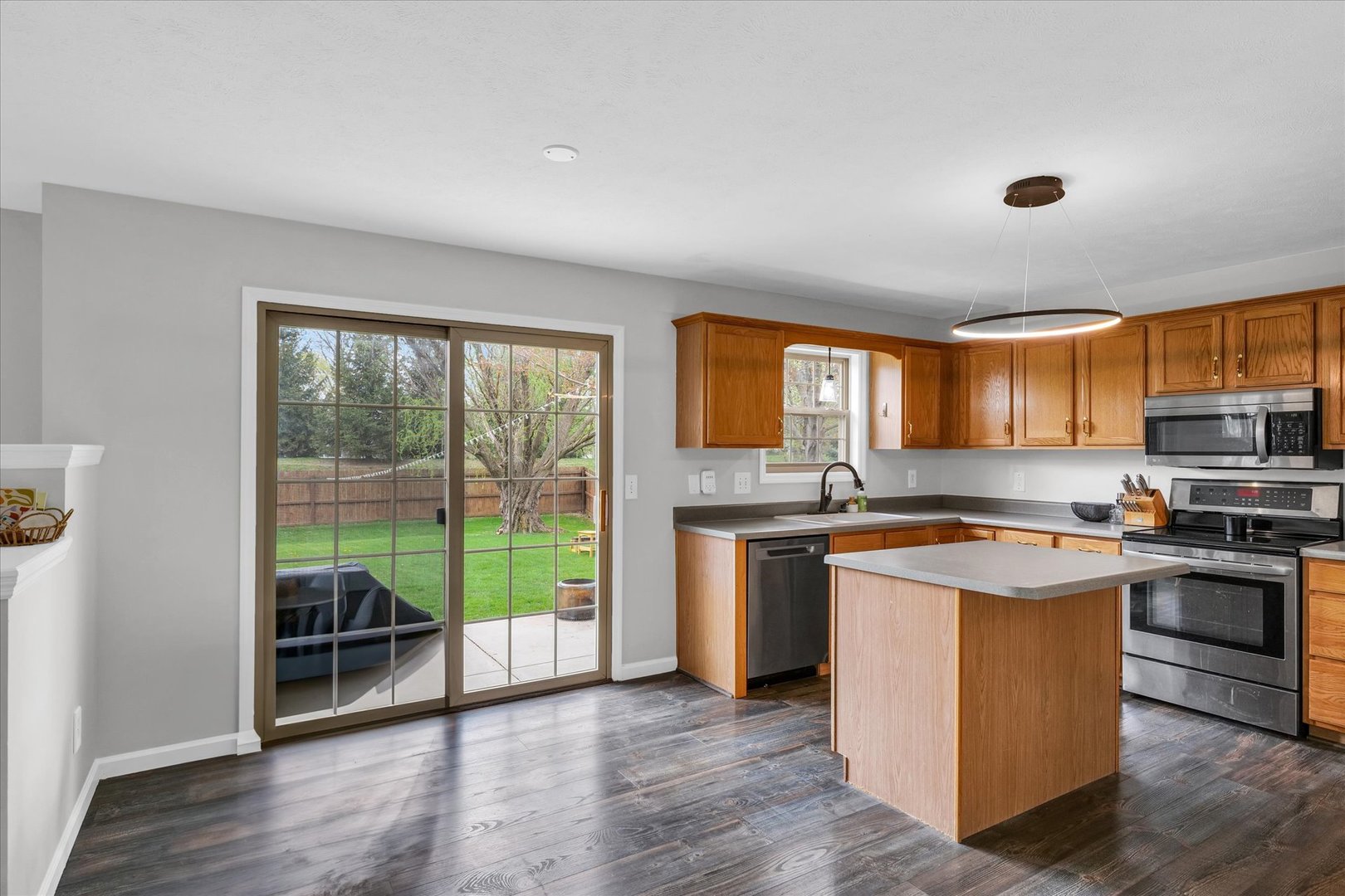 3410 WATERVILLE Court