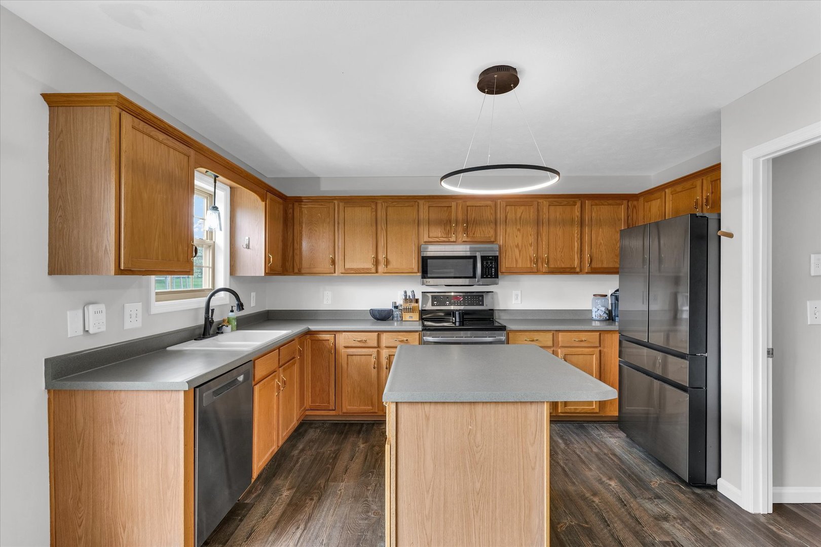 3410 WATERVILLE Court