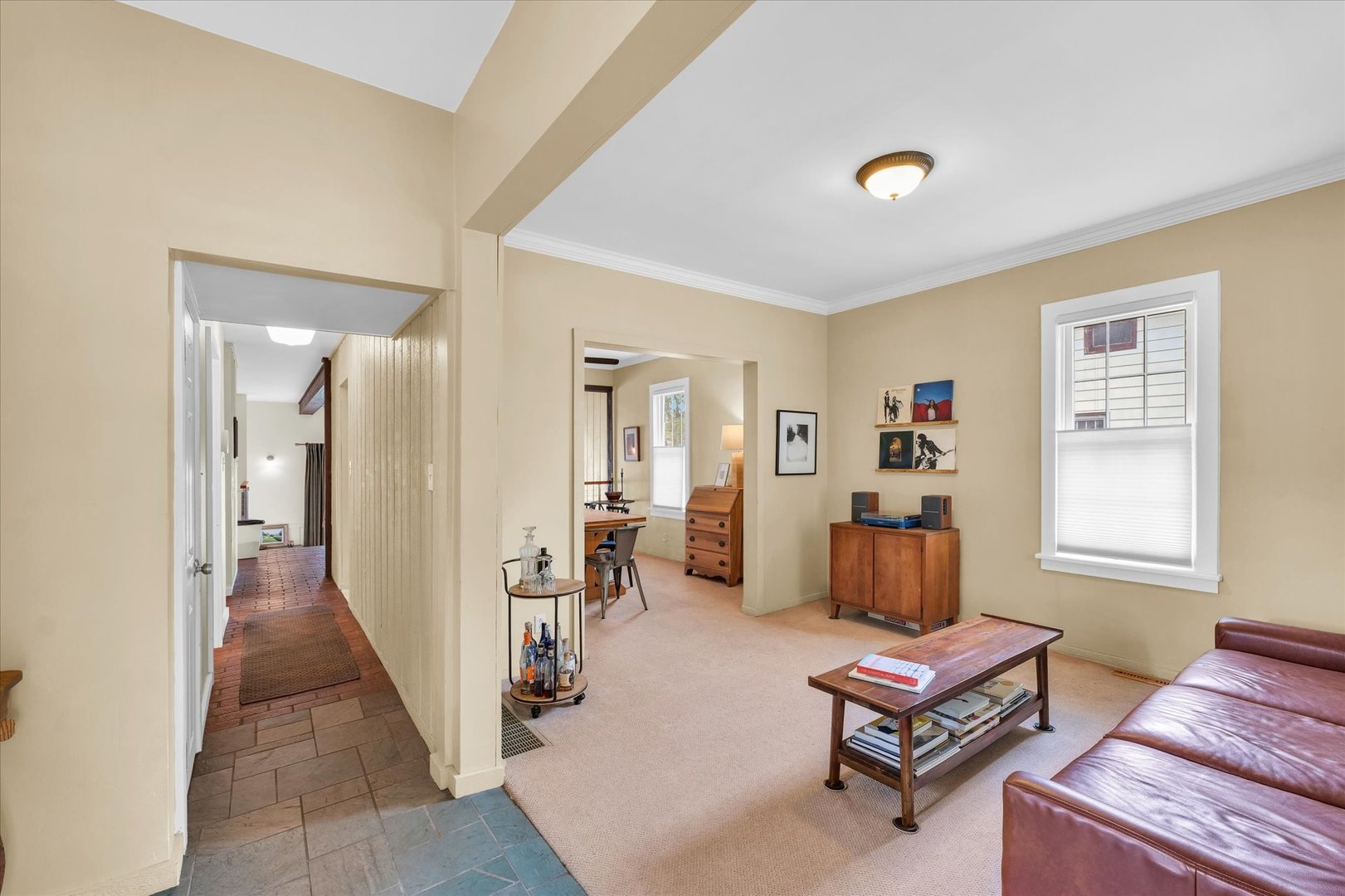 314 W Stanage Avenue