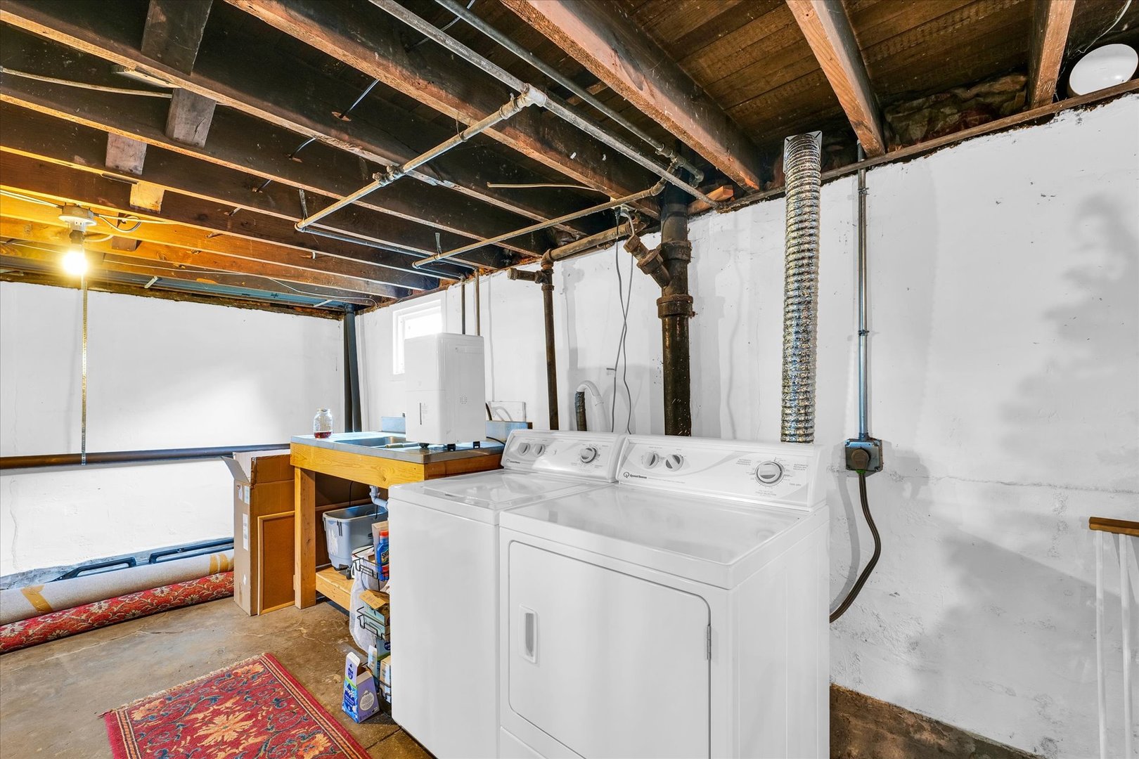 314 W Stanage Avenue