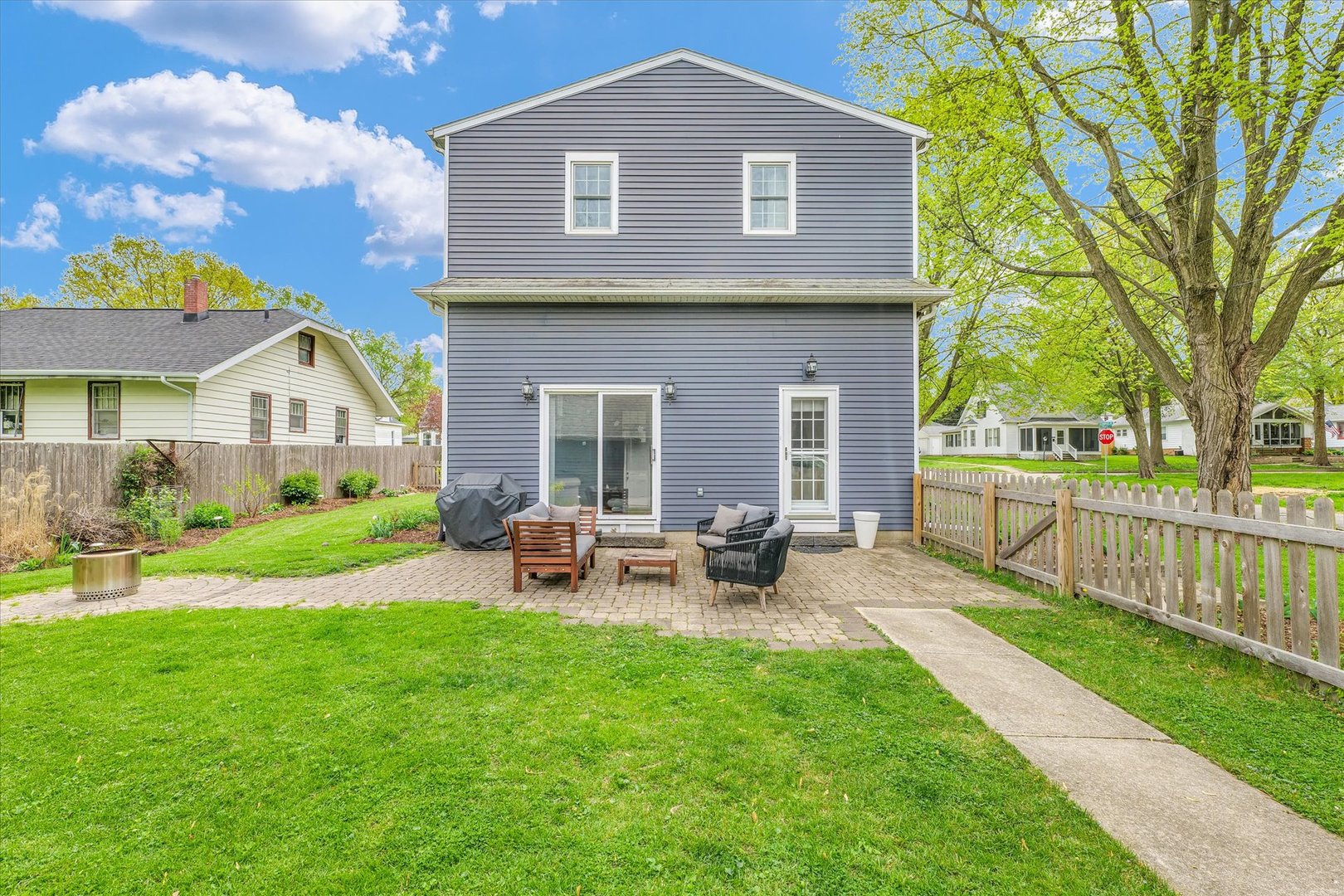 314 W Stanage Avenue