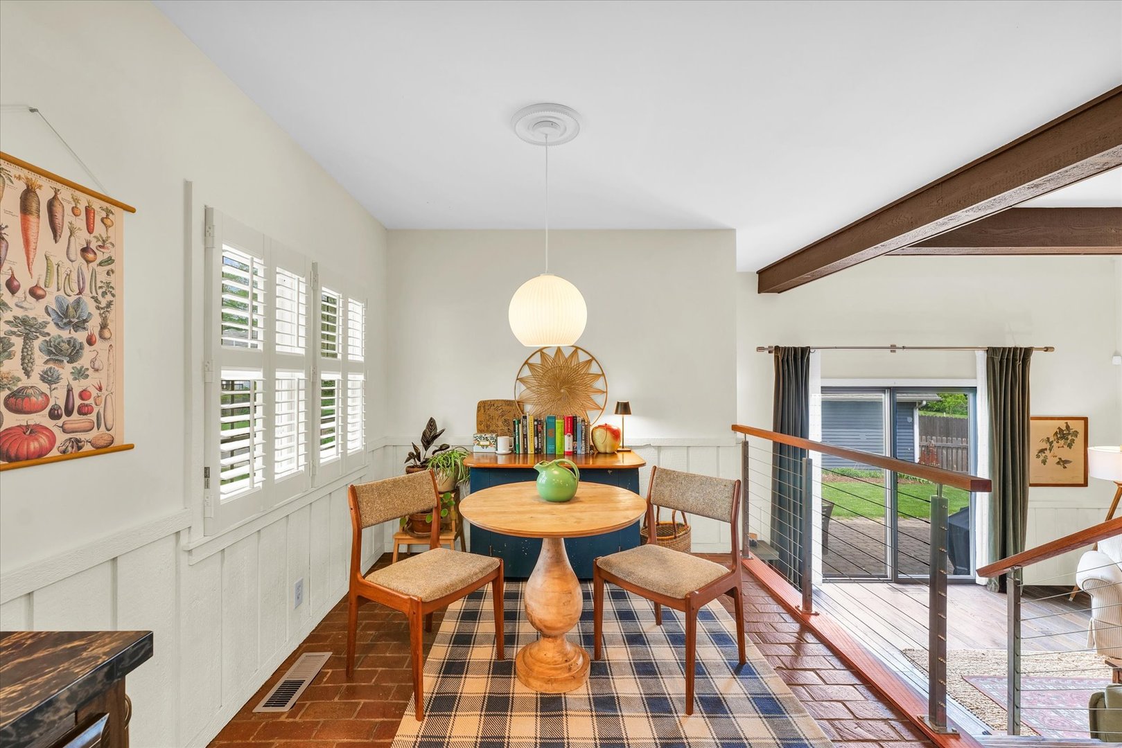 314 W Stanage Avenue