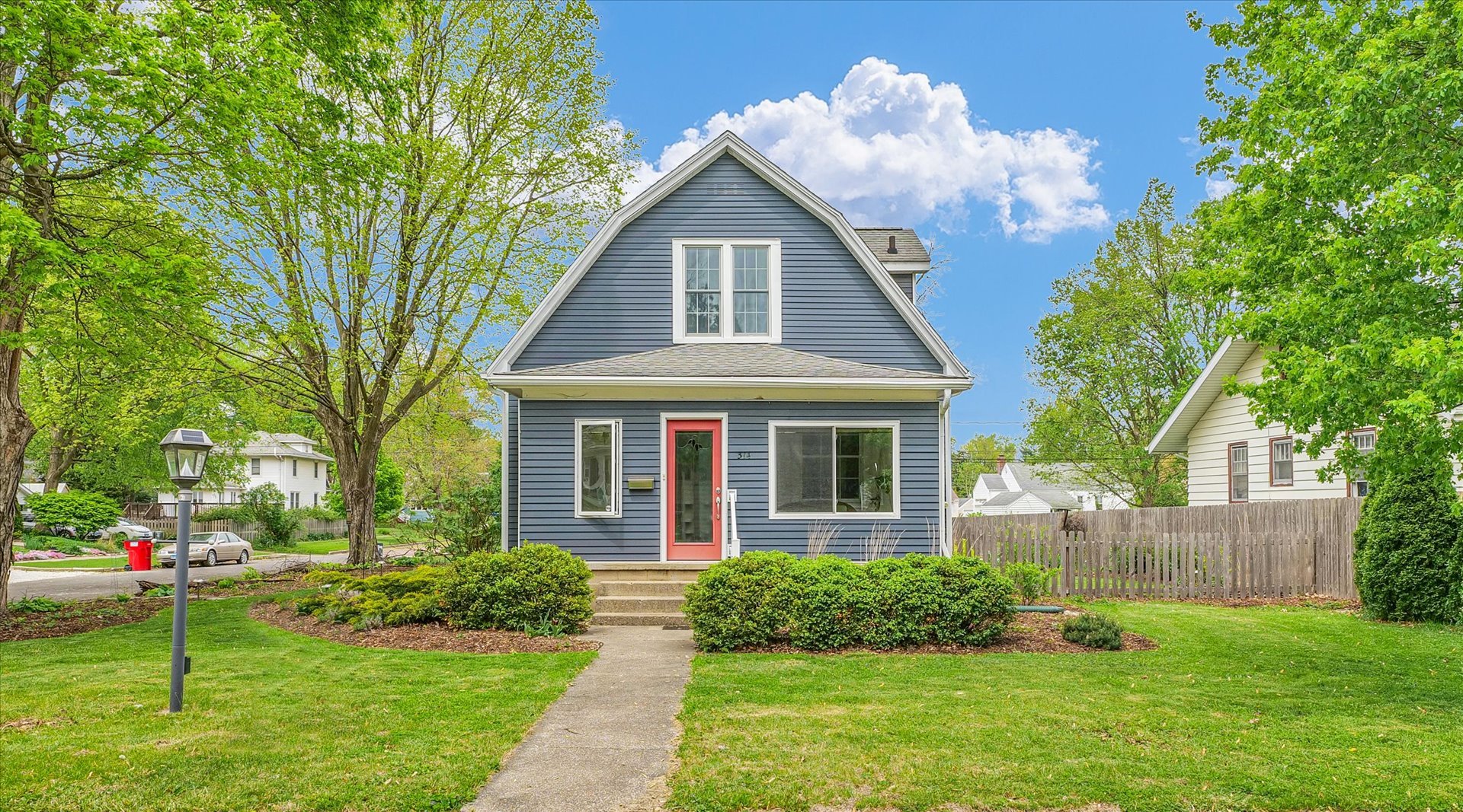 314 W Stanage Avenue