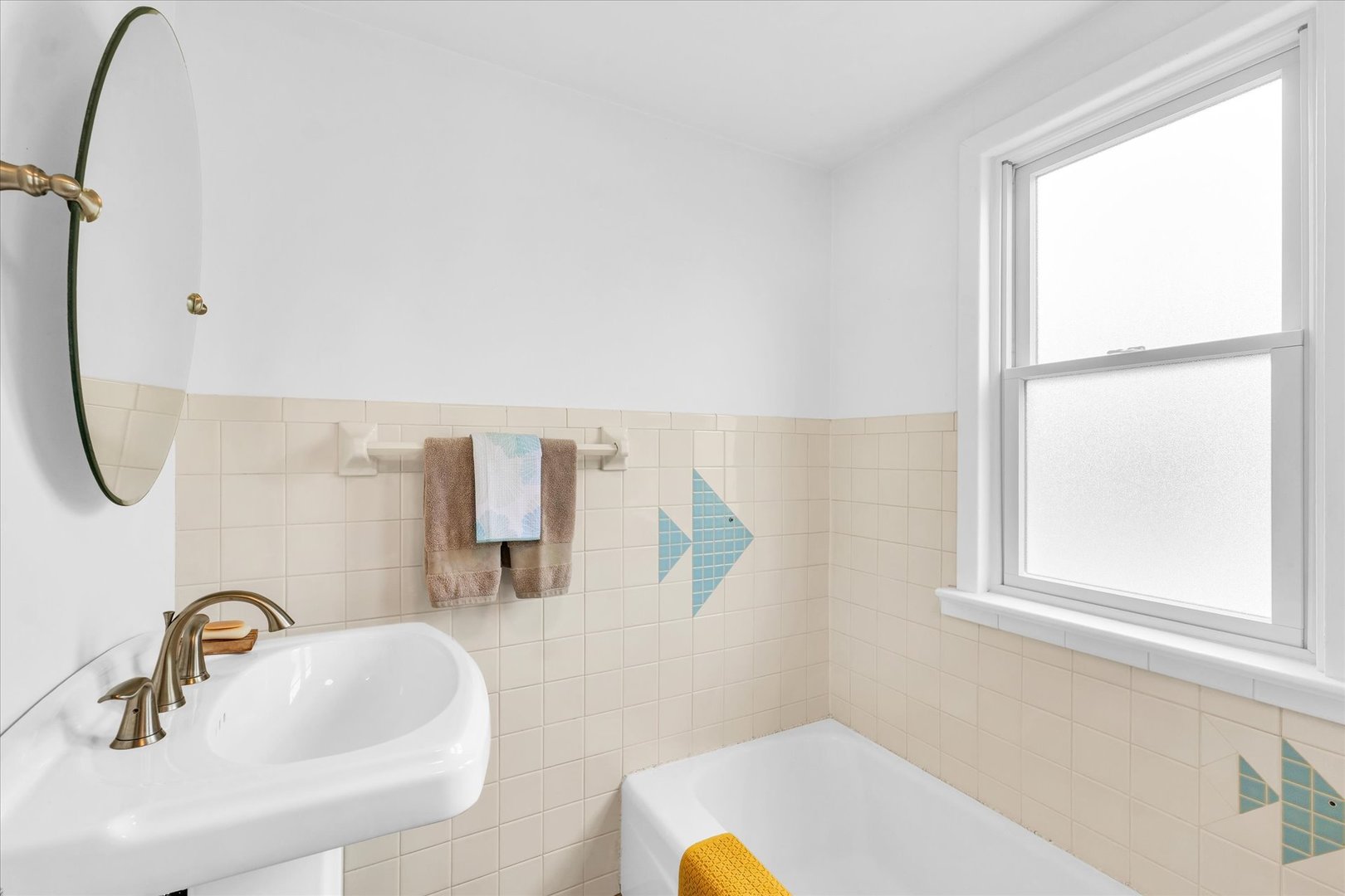 314 W Stanage Avenue