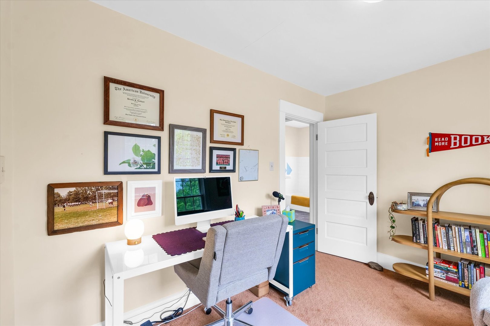 314 W Stanage Avenue