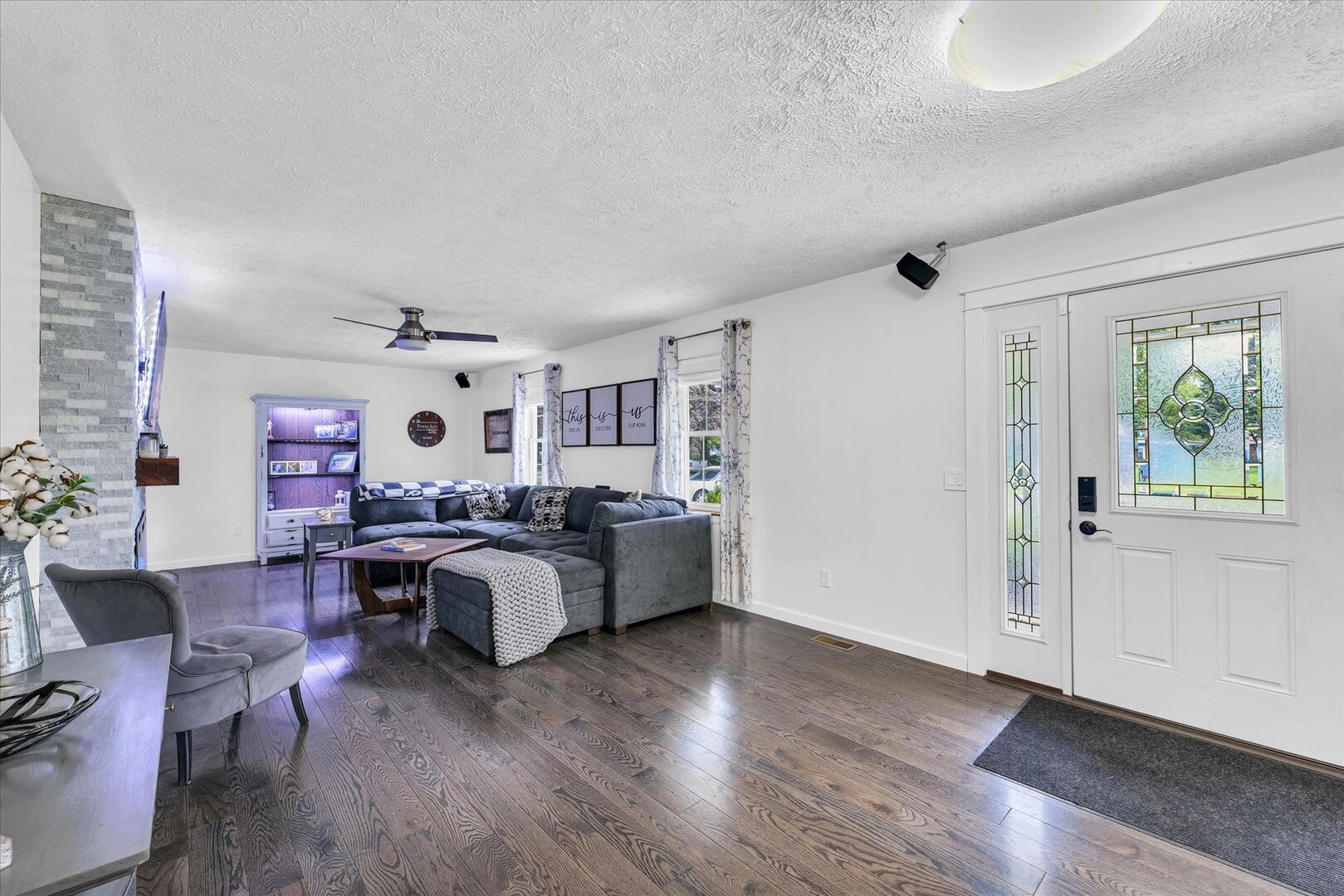 956 E Orleans Street