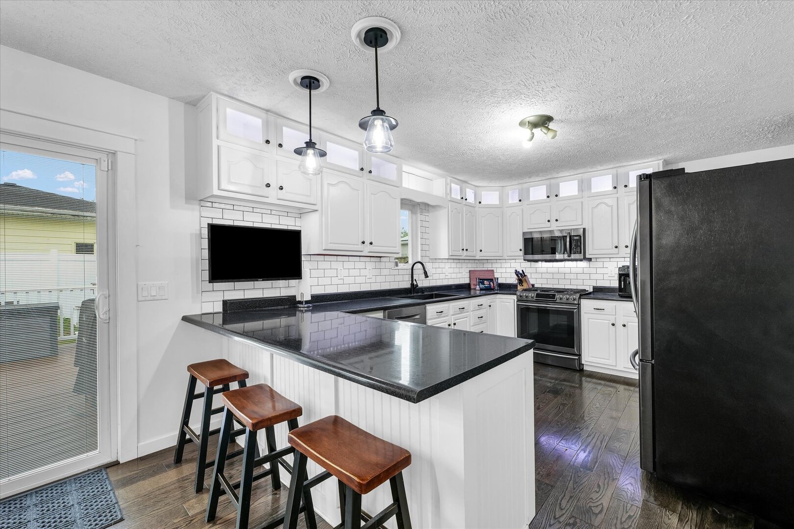 956 E Orleans Street