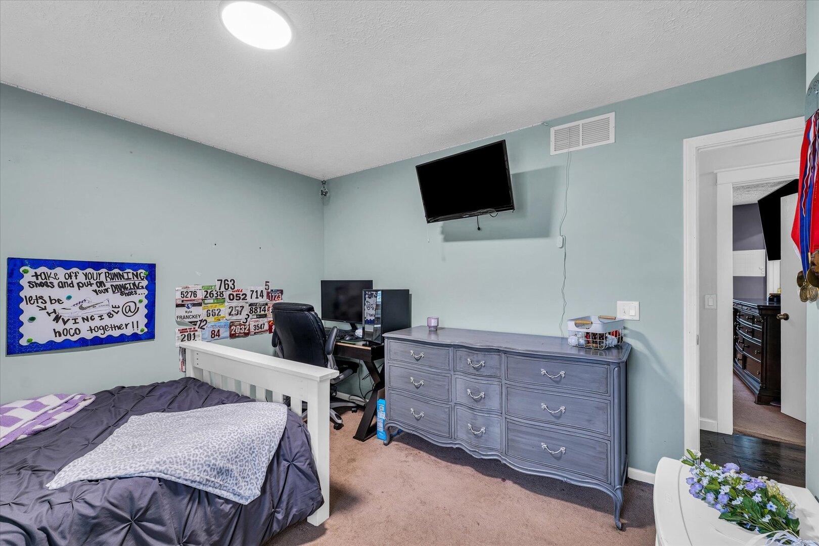 956 E Orleans Street