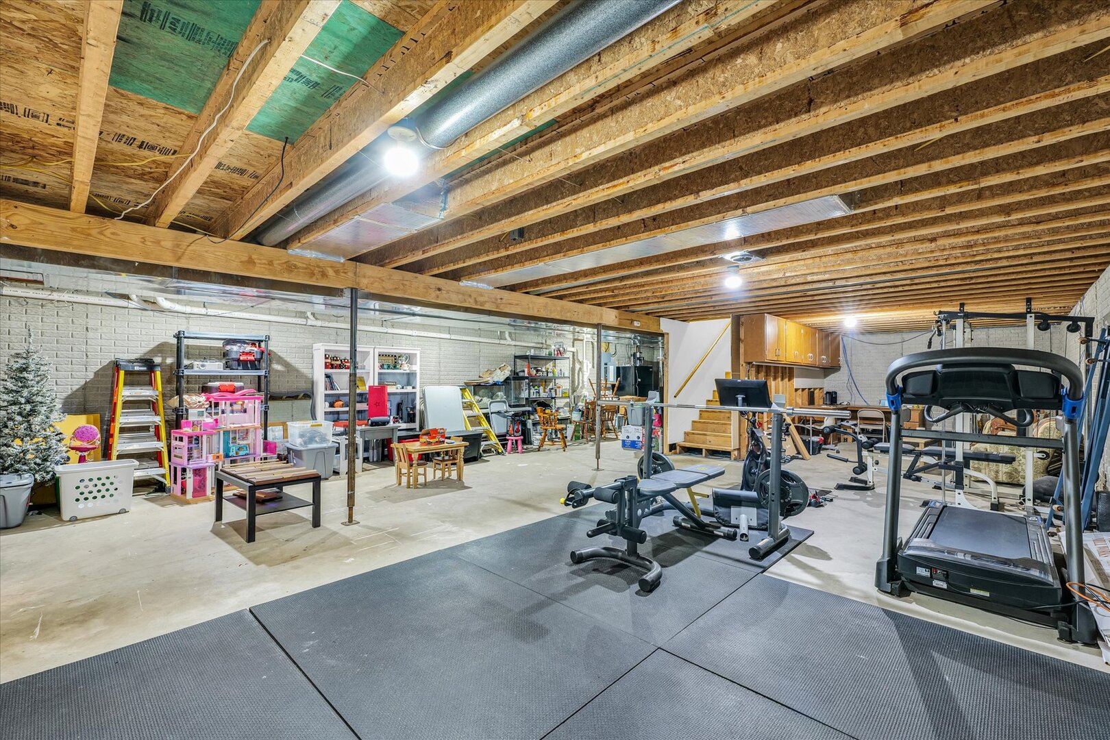 956 E Orleans Street