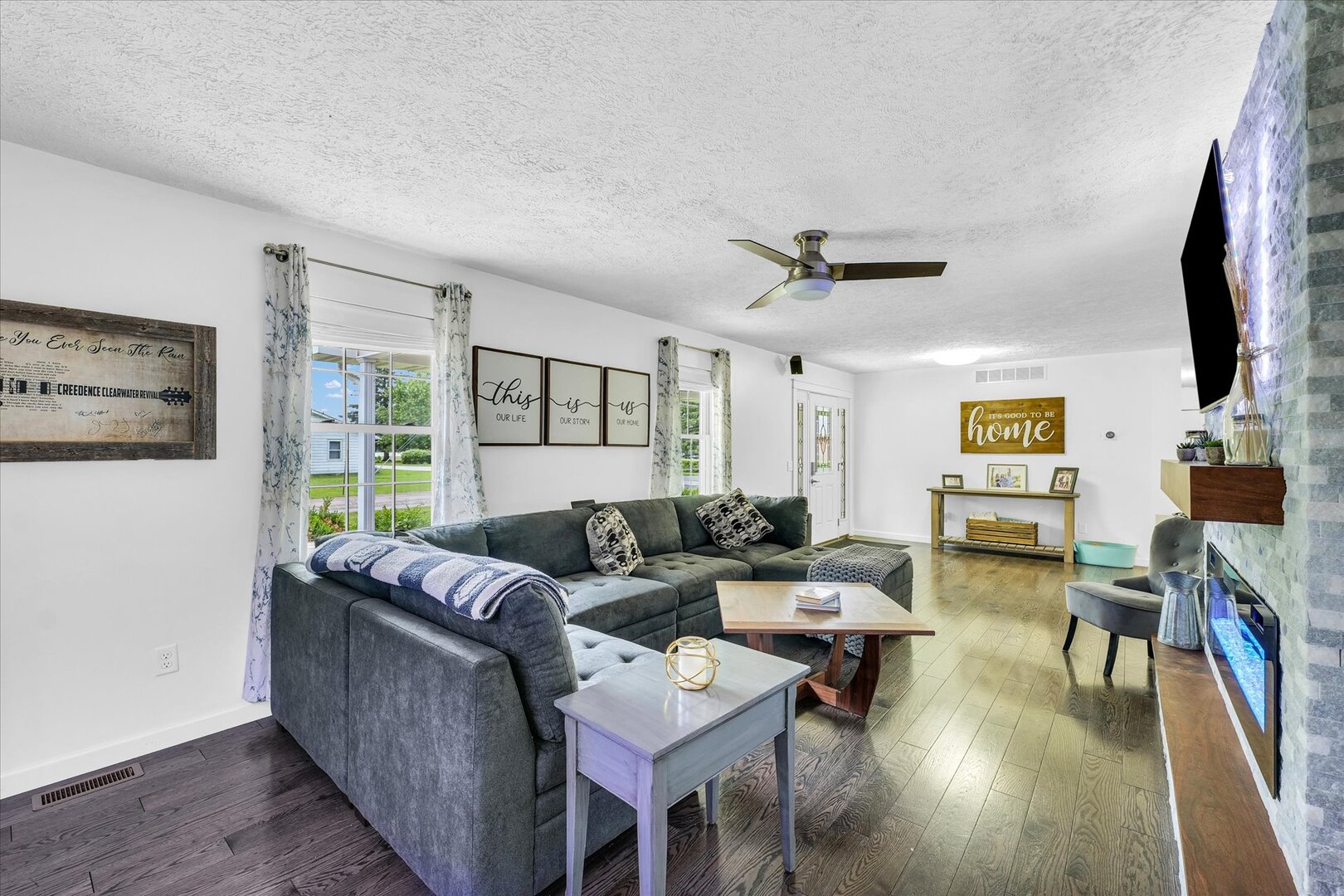 956 E Orleans Street