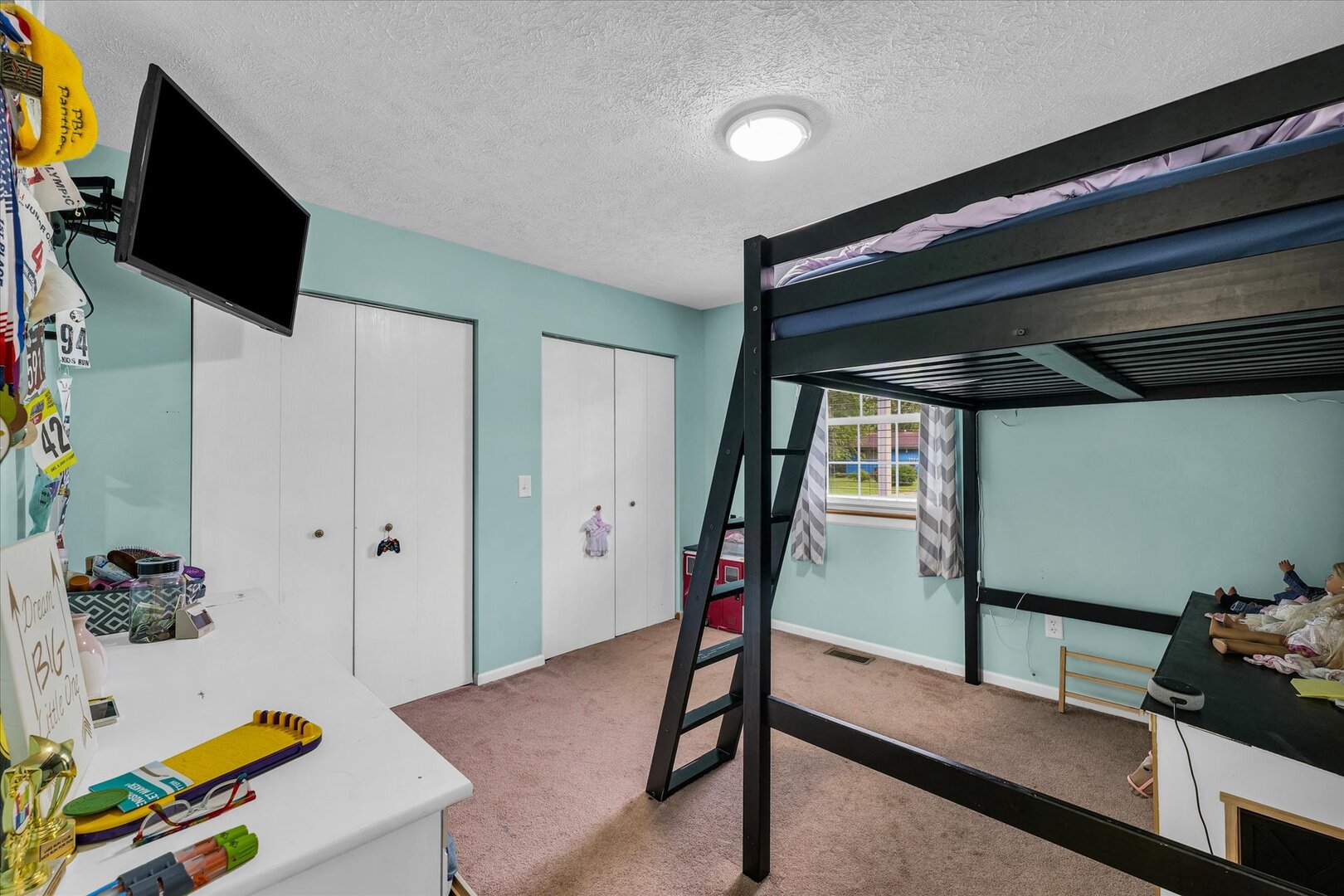 956 E Orleans Street