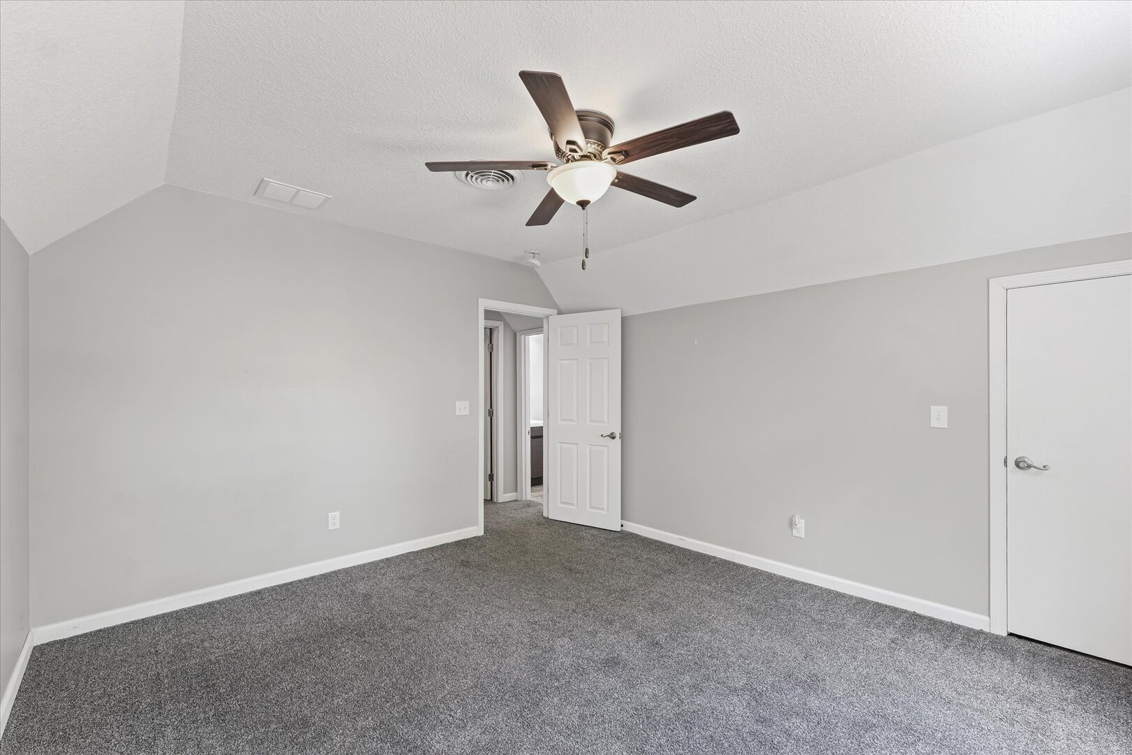 1391 W Decatur Street