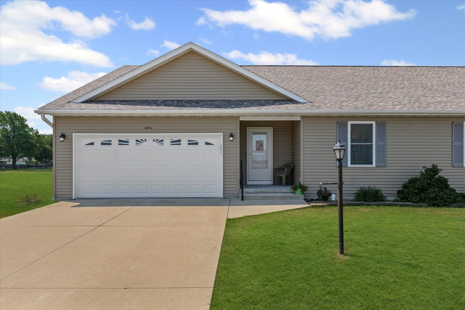 209A Evergreen Street