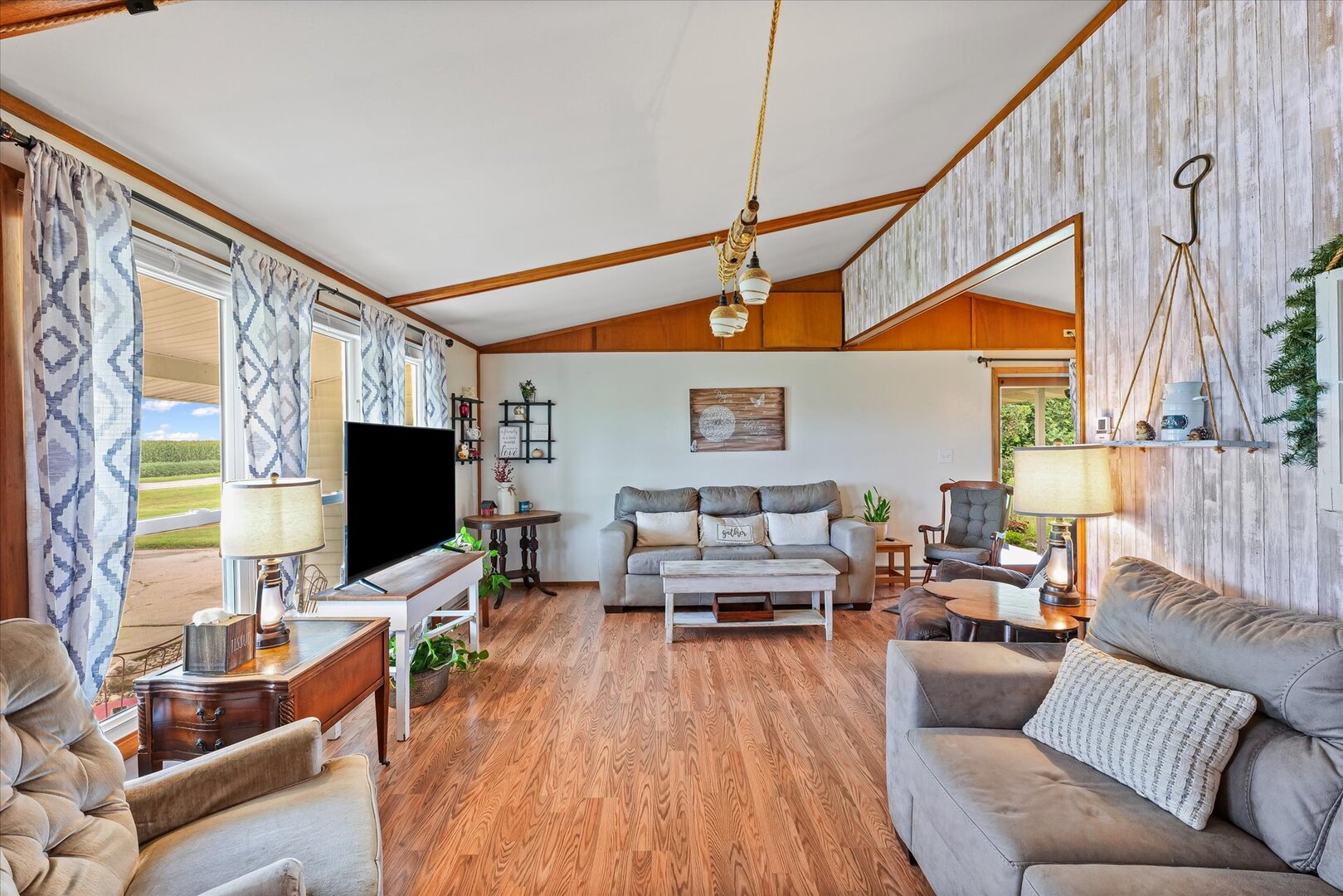 2799 County Road 1350