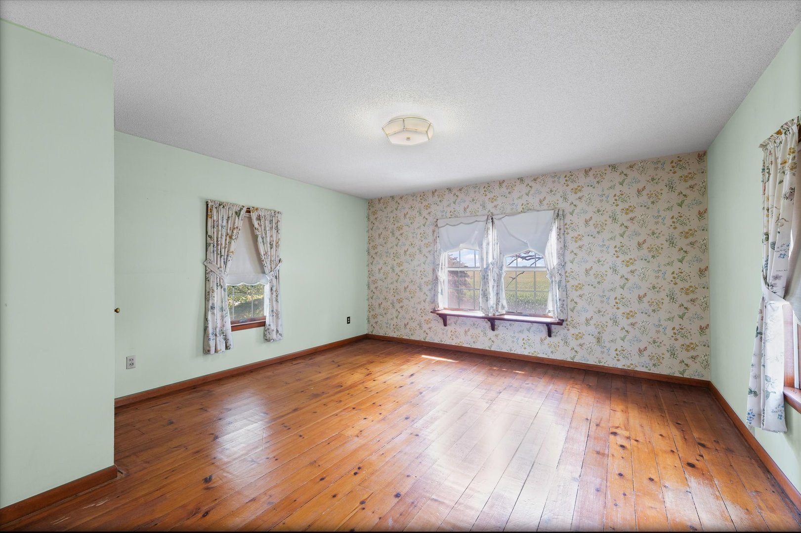 2756 County Road 2200