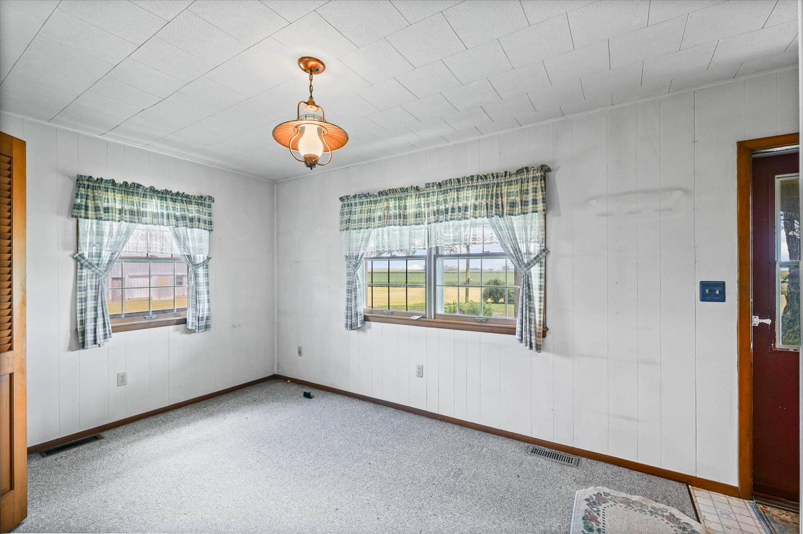 2756 County Road 2200