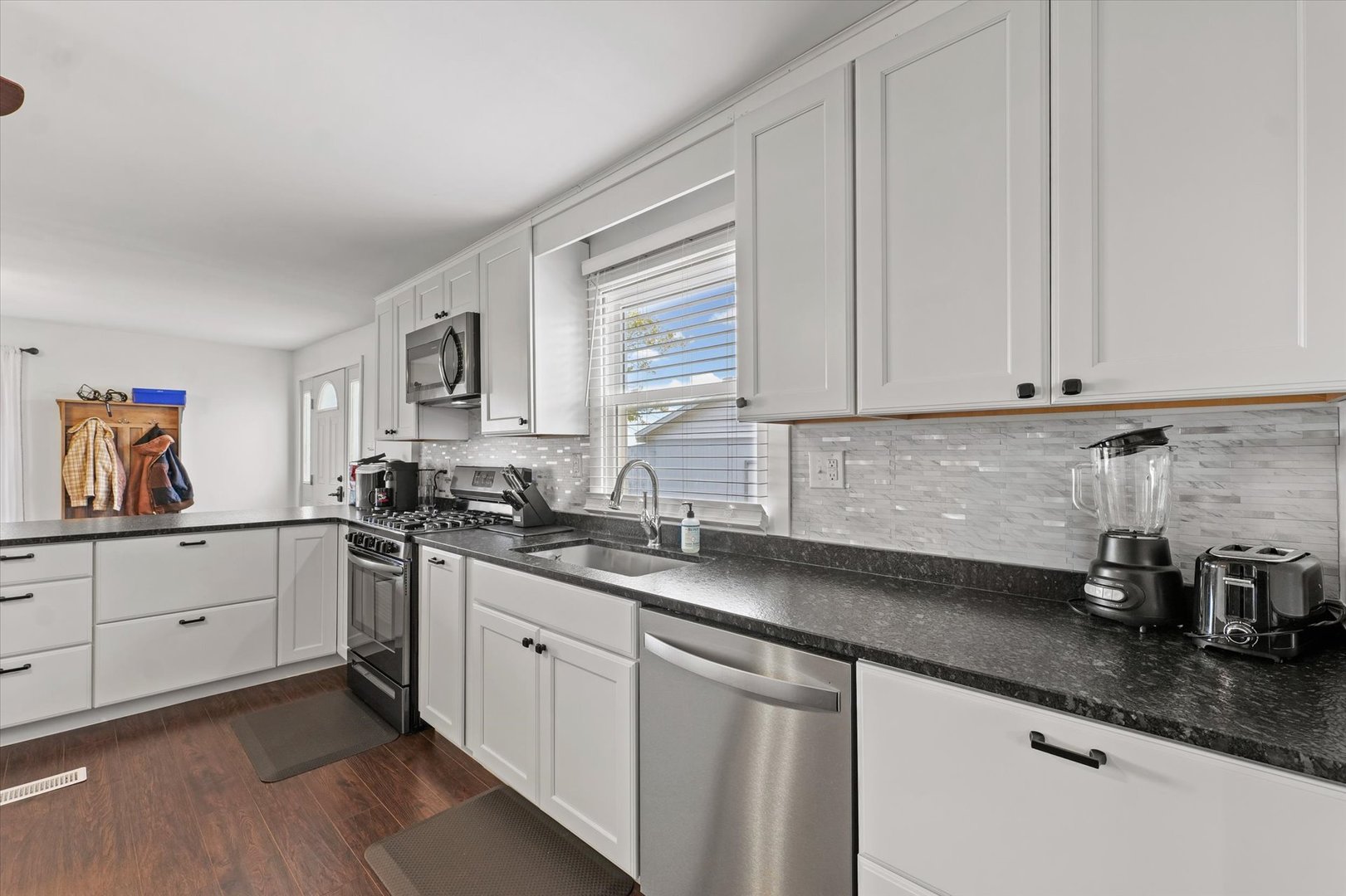 108 W Pauline Street