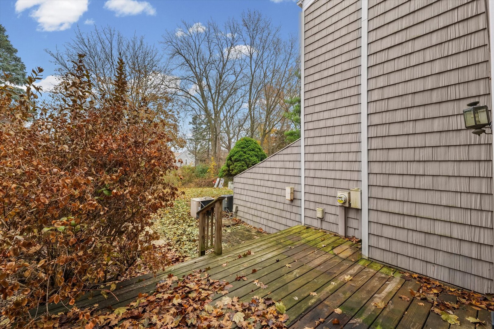 1928 Blackthorn Drive Unit: 1