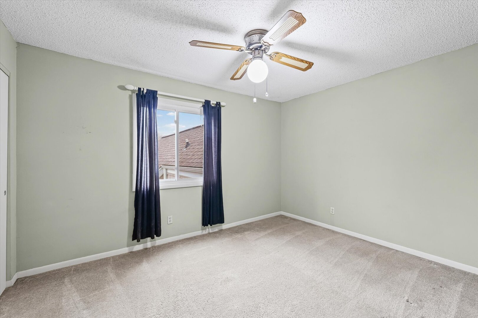 1928 Blackthorn Drive Unit: 1
