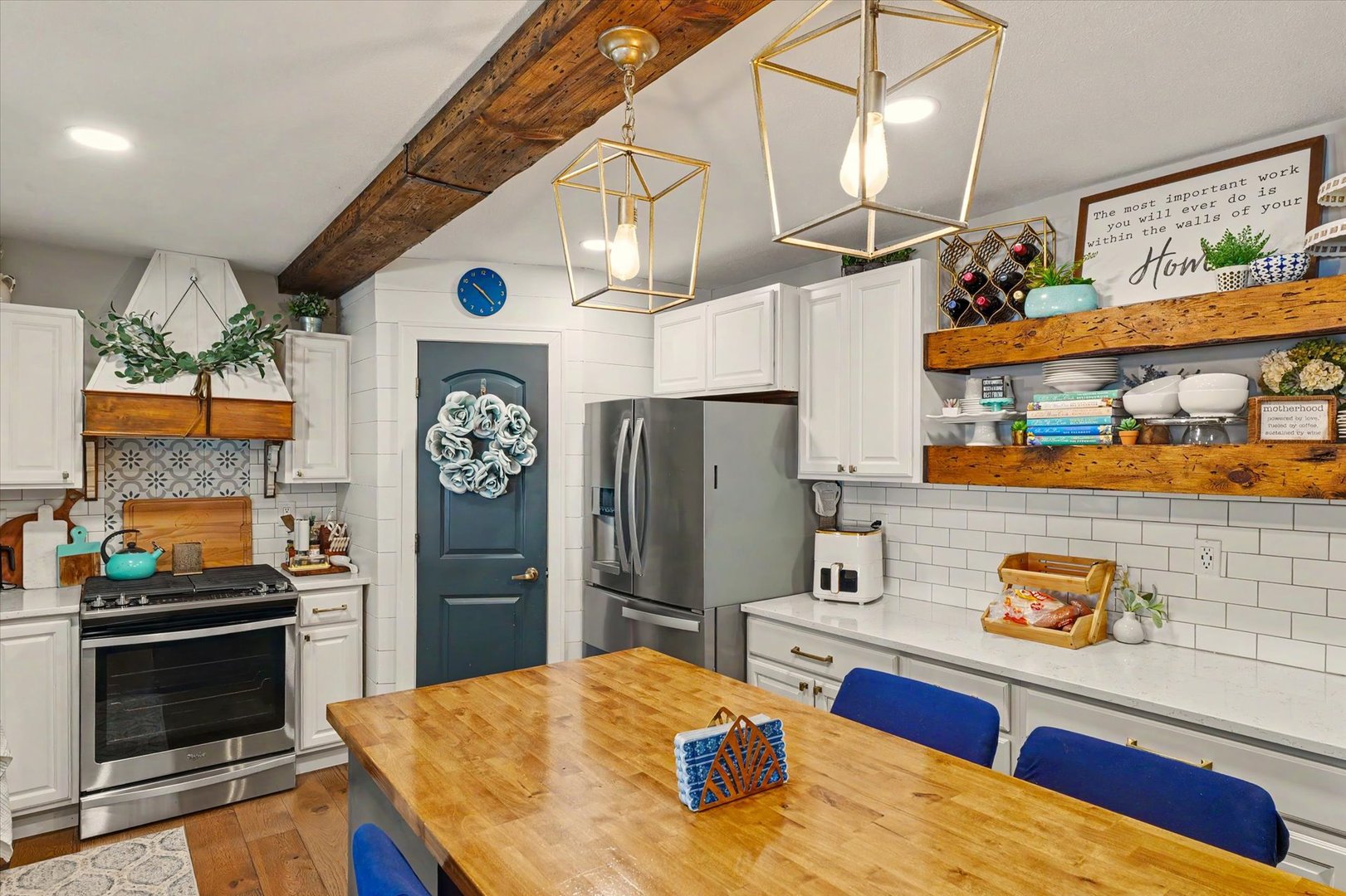 1202 Peters Drive