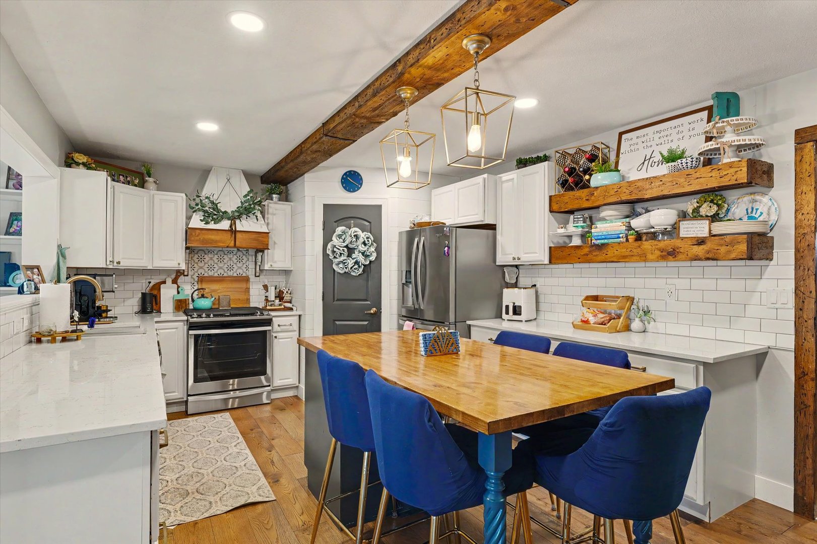 1202 Peters Drive