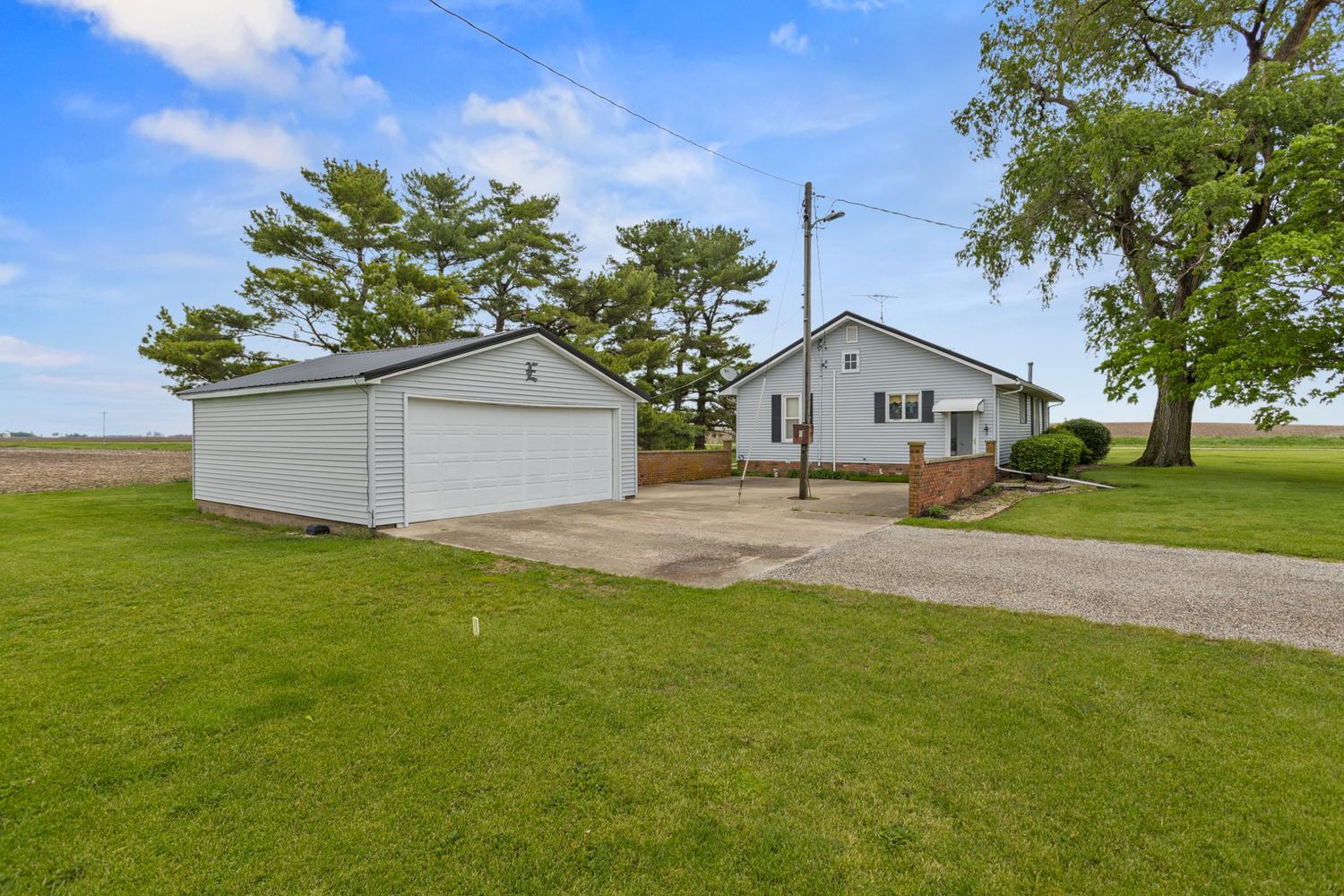 4520 N 600 East Road