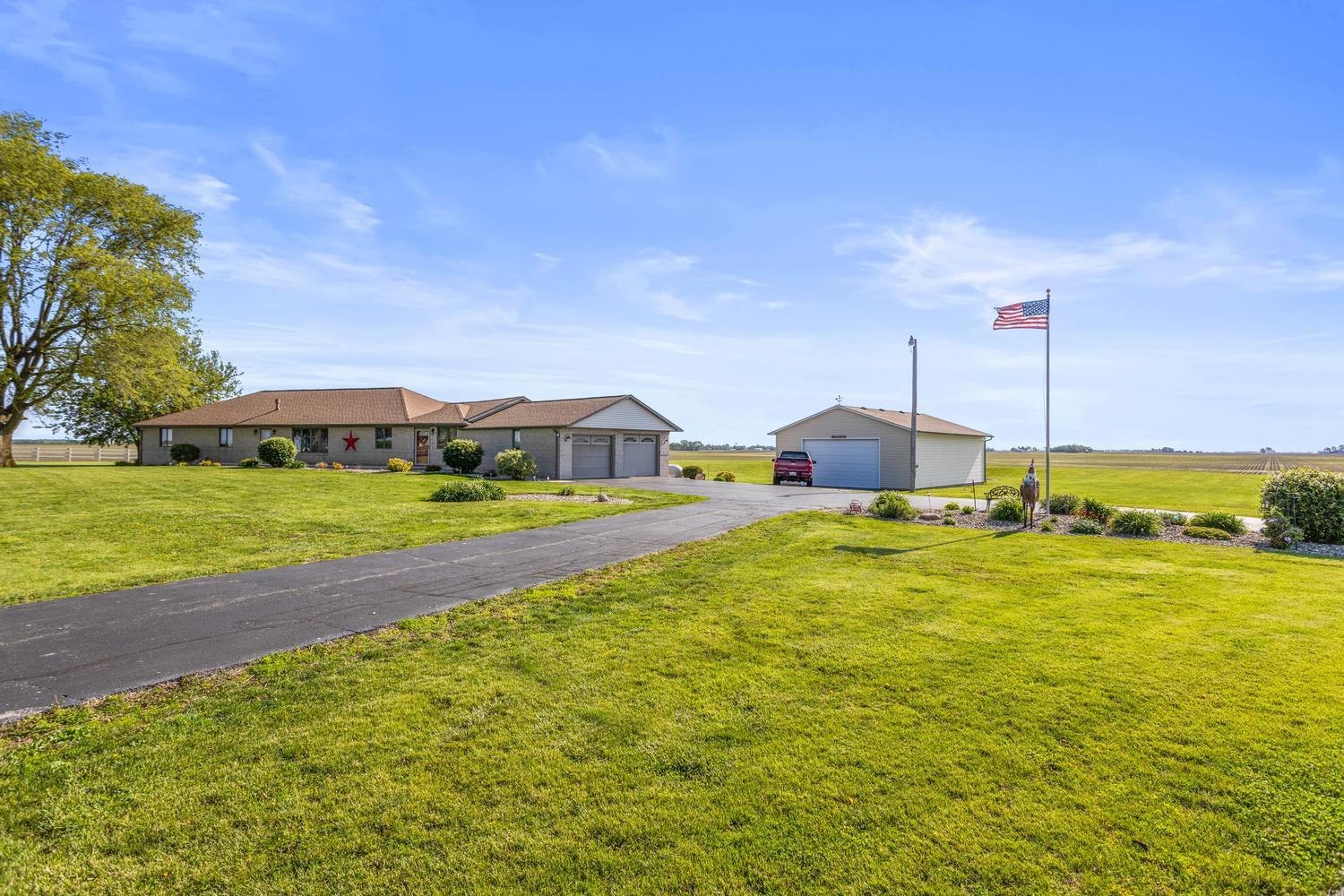 12317 N 1100 East Road