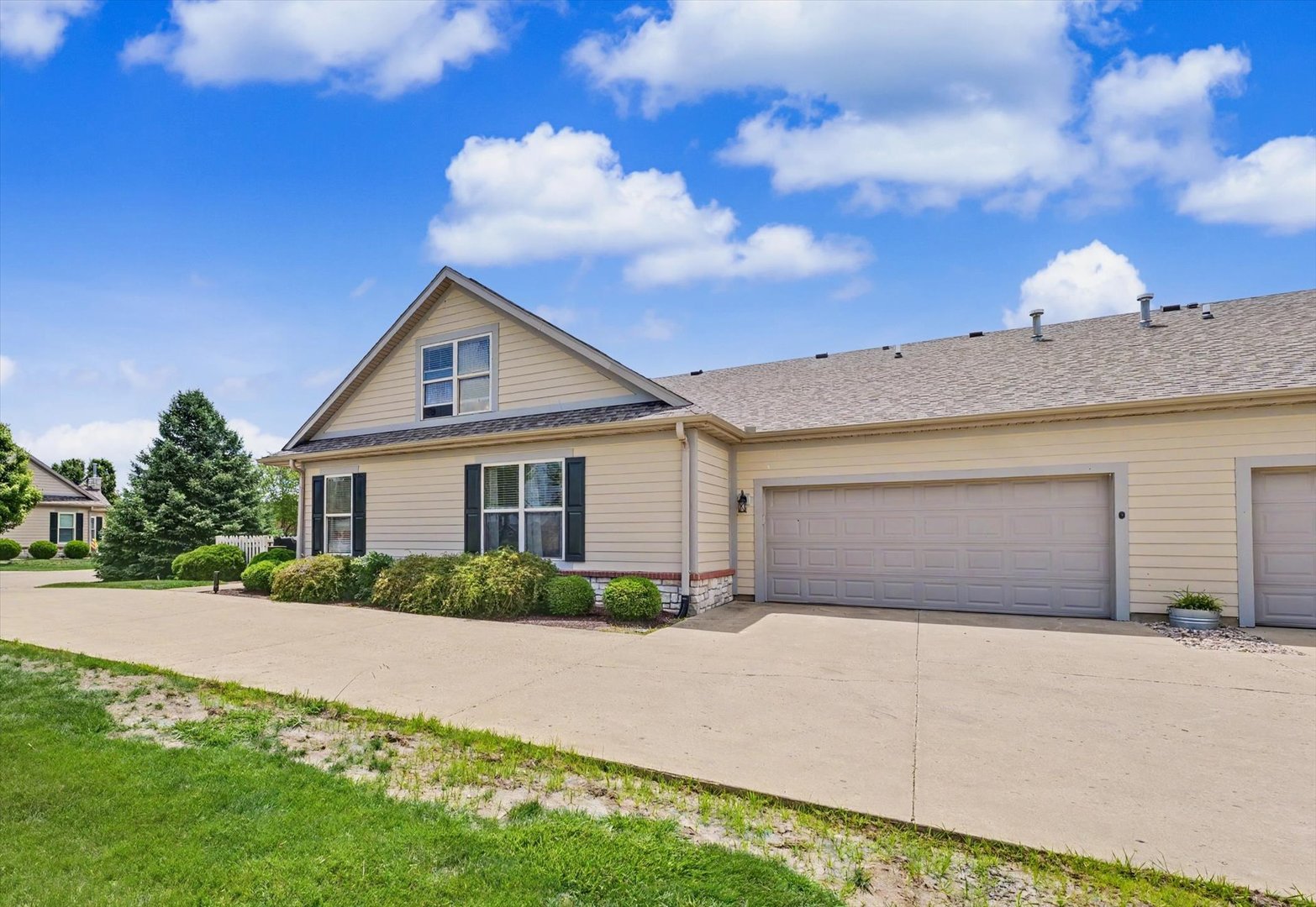 2769 J T Coffman Drive Unit: 2769