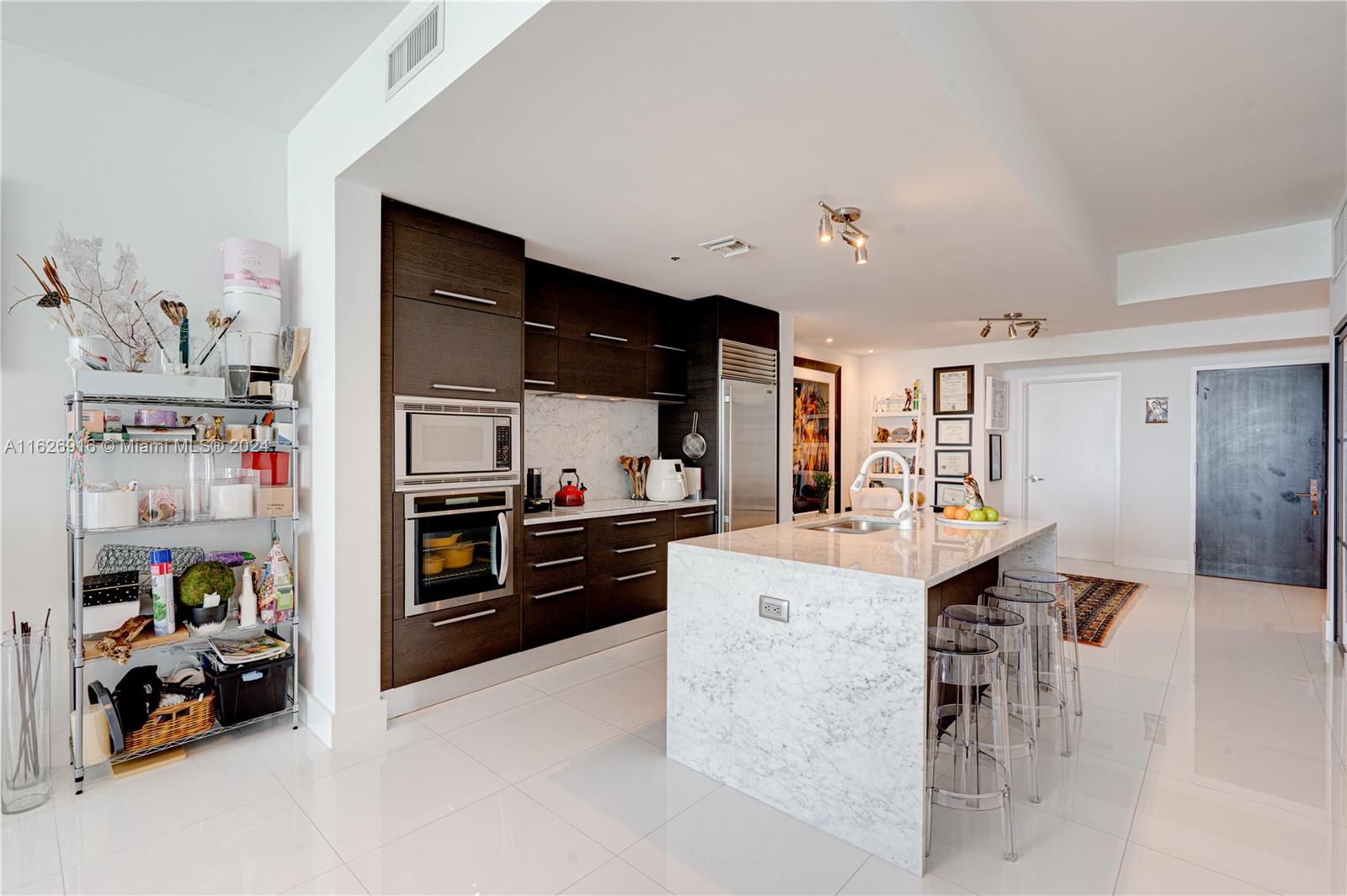 900 Biscayne Blvd # 3208