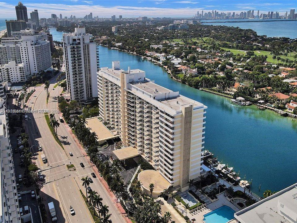 5600 Collins Ave # 14B