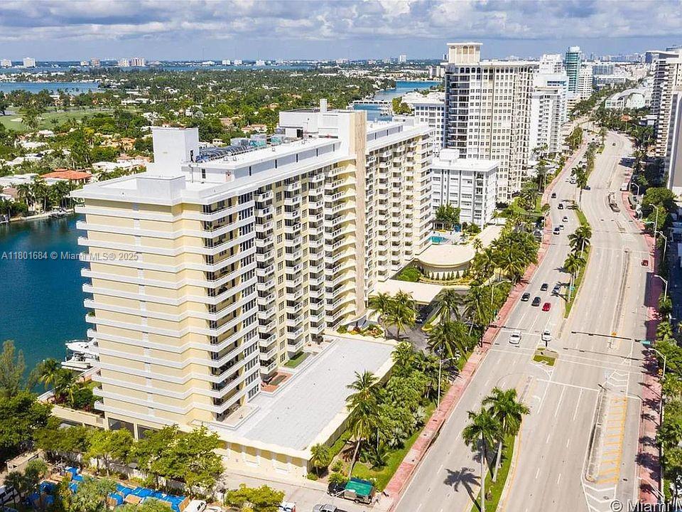 5600 Collins Ave # 14B