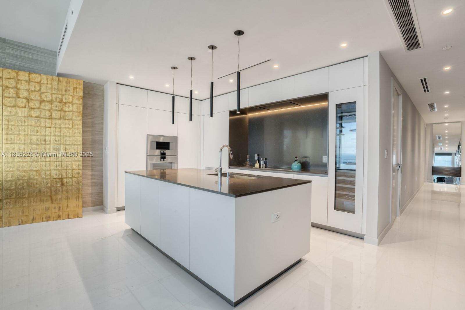 300 Biscayne Blvd Way # 3302