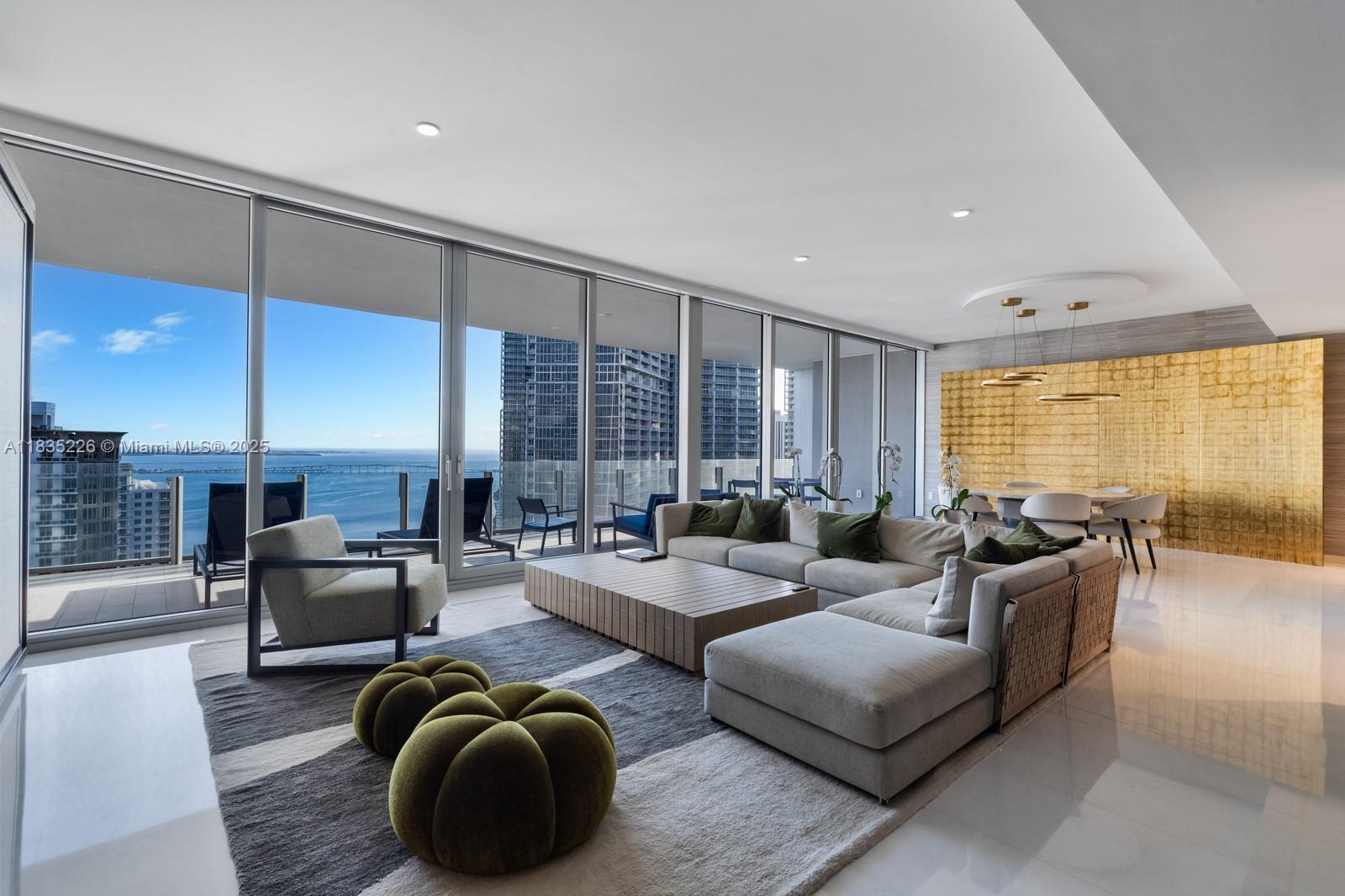 300 Biscayne Blvd Way # 3302